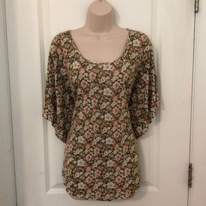 H&M floral batwing knit top Sz Large